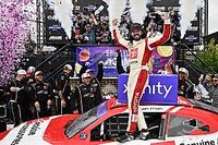 Ryan Truex claims first career Xfinity win at Dover 